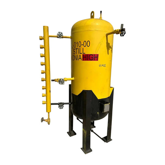 E.L. Nickell Co Vertical Ammonia Oil Still Tank (30in X 52in, 220 Gallons)