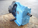 Bomba de desplazamiento positivo (10 HP, 140 GPM máx.)