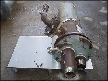 Intercambiador de calor de carcasa y tubos Bell &amp; Gossett - 56 pies cuadrados. Pie.