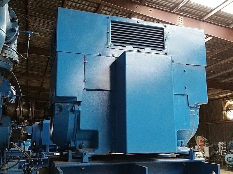 GEA 565GL Rotary Screw Compressor Package (GEA Y-52, 700 HP 460 V, GEA Micro Control Panel)