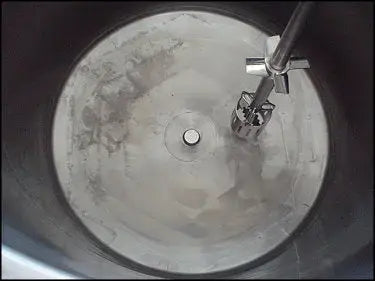 Lee Industries Inc. Jacketed Stainless Steel Mixing Tank - 357 Gallons