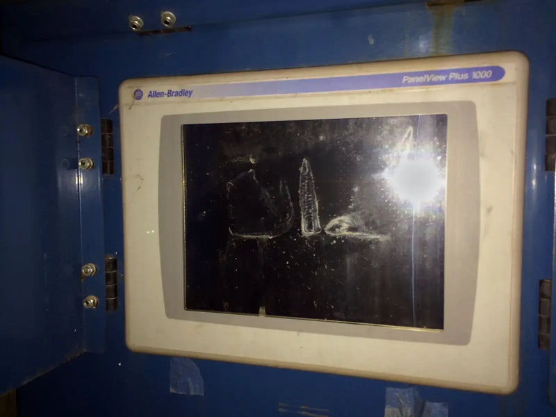 Paquete de compresor de tornillo rotativo Vilter VSG501VVRGHNECRC (Vilter VSG501, motor faltante, panel de microcontrol)