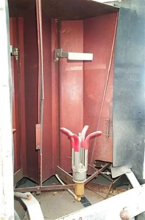 8 Station Bucklein Bottle Washer