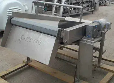 AC Horn Incline Conveyor