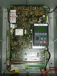 Inversor de frecuencia variable Allen-Bradley de 20 HP