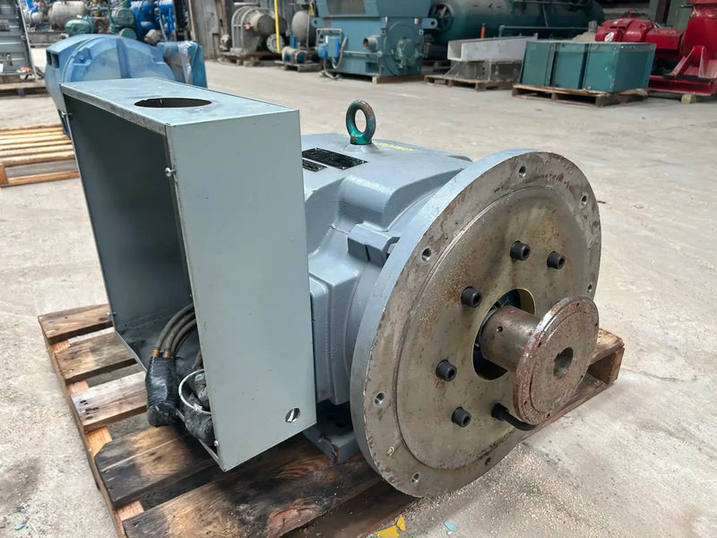 WEG W22 Three Phase Electric Motor (100 Hp, 3538 RPM, 208 Volt)