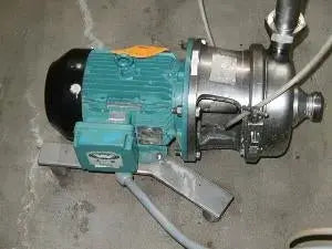 APV Puma Centrifugal Pump 3 HP Model 2-2