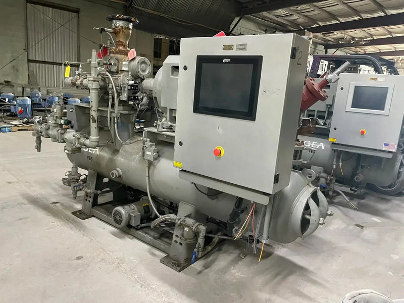 GEA 110GME Rotary Screw Compressor Package (HR-H2655S-28, 200 HP 230/460 V)