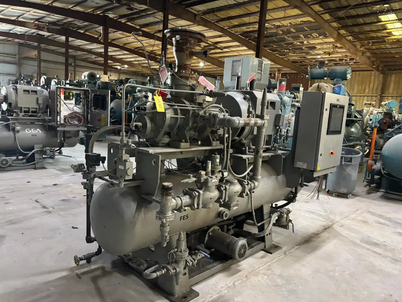 GEA 110GME Rotary Screw Compressor Package (HR-H2655S-28, 200 HP 230/460 V)