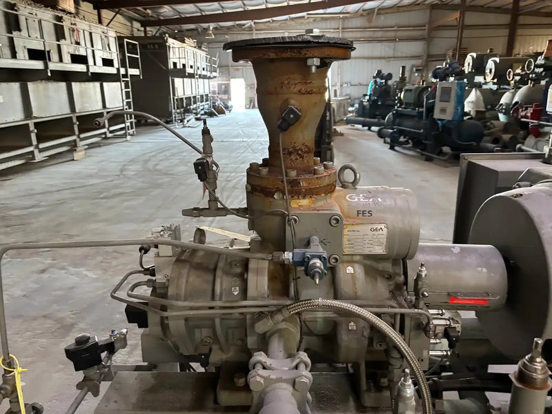 GEA 110GME Rotary Screw Compressor Package (GEA HR-H2655S-28, 200 HP 230/460 V)