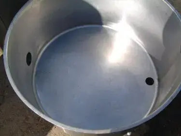 Tanque de equilibrio: 30 galones
