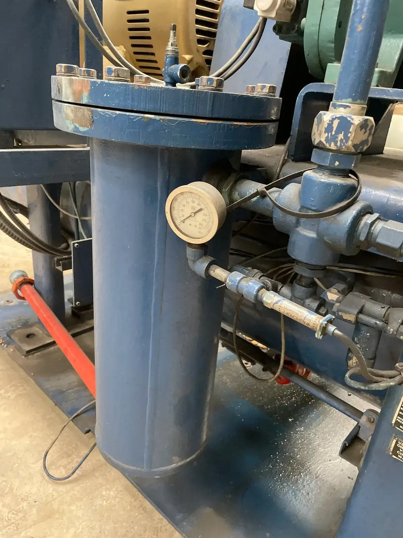 Frick RXB-50 Rotary Screw Compressor Package (Frick XJS120S, 125 HP 460 V, Micro Control Panel)
