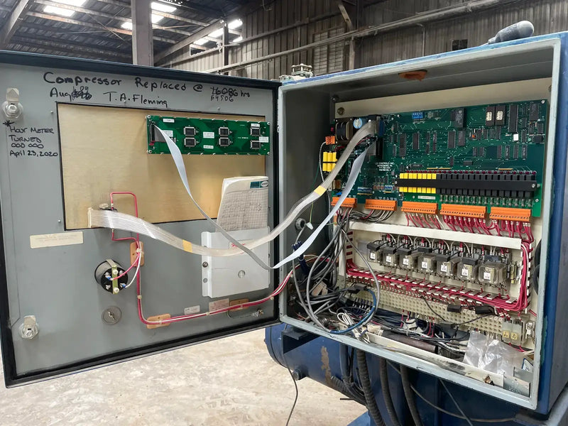 Frick RXB-50 Rotary Screw Compressor Package (Frick XJS120S, 125 HP 460 V, Micro Control Panel)