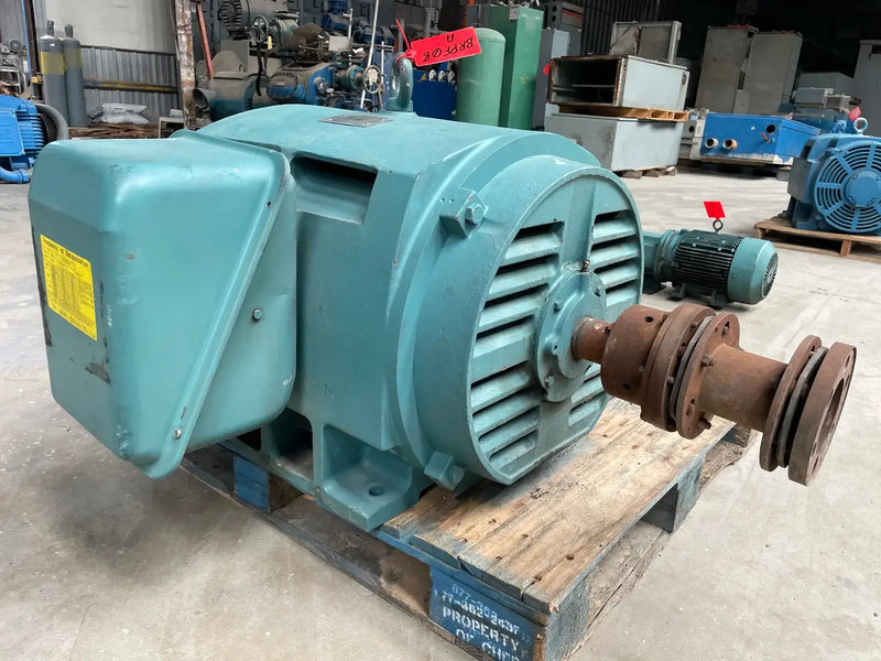 Motor de alta eficiencia Ram Industries (250 HP, 3565 RPM, 230/460 V)