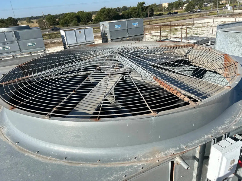 Condensador evaporativo Evapco ATC-1426E-1G (713 toneladas nominales, 2 motores, 1 unidad de torre)