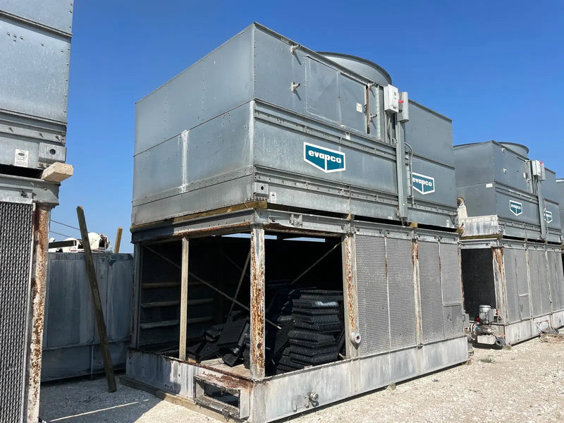 Condensador evaporativo Evapco ATC-1426E-1G (713 toneladas nominales, 2 motores, 1 unidad de torre)