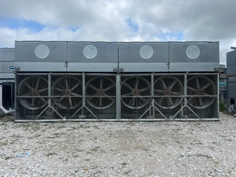 BAC VCA Evaporative Condenser (1086 Nominal Tons, 8 Motors, 1 Tower Unit)