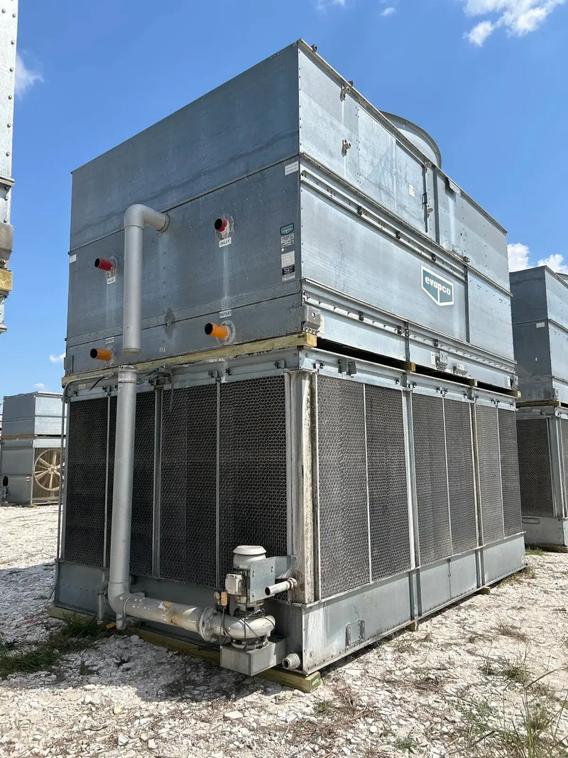 Condensador evaporativo Evapco ATC-1655E-1G (827,5 toneladas nominales, 2 motores, 1 unidad de torre)