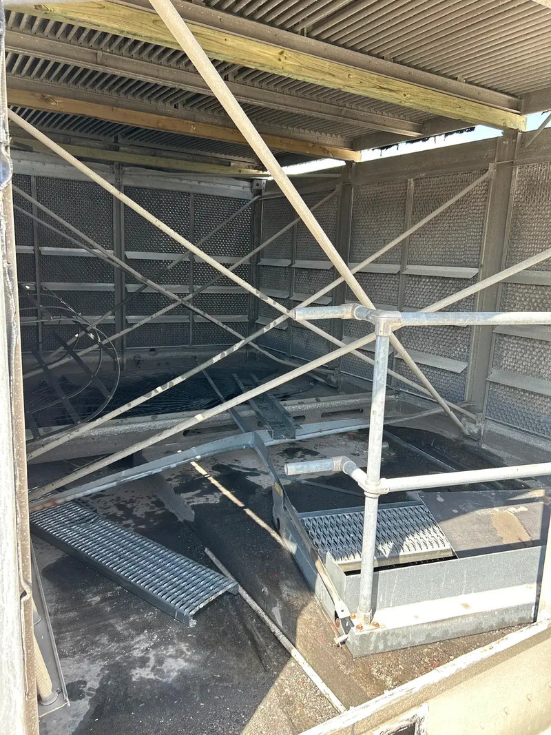 Condensador evaporativo Evapco ATC-1655E-1G (827,5 toneladas nominales, 2 motores, 1 unidad de torre)