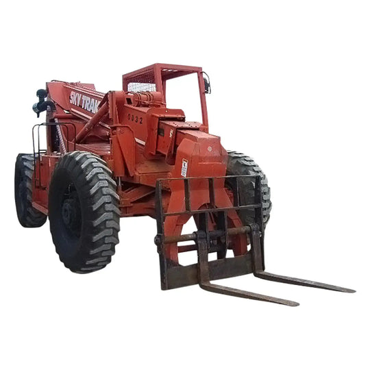 Skytrak 9038T 9,000 LB 4X4X4 Telescopic Forklift