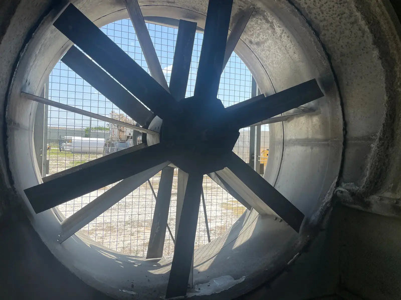 BAC VCA-433A Evaporative Condenser (433 Nominal Tons, 2-15 HP Motors, 1 Tower Unit)