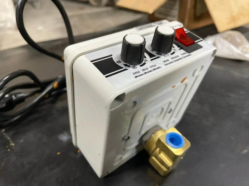 SpeedAire 6Z948A Timed Auto-Electric Drain Valve