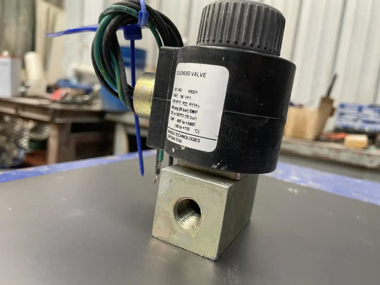 Hansen Technologies HS2/1 Solenoid Valve (1/4 in. FPT)