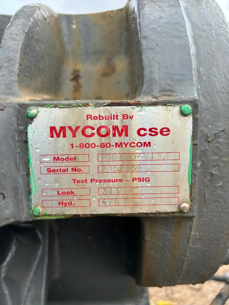 Paquete de compresor de tornillo rotativo FES 200SUD (Mycom 200SUD, 250 HP, 2300/4160 V)
