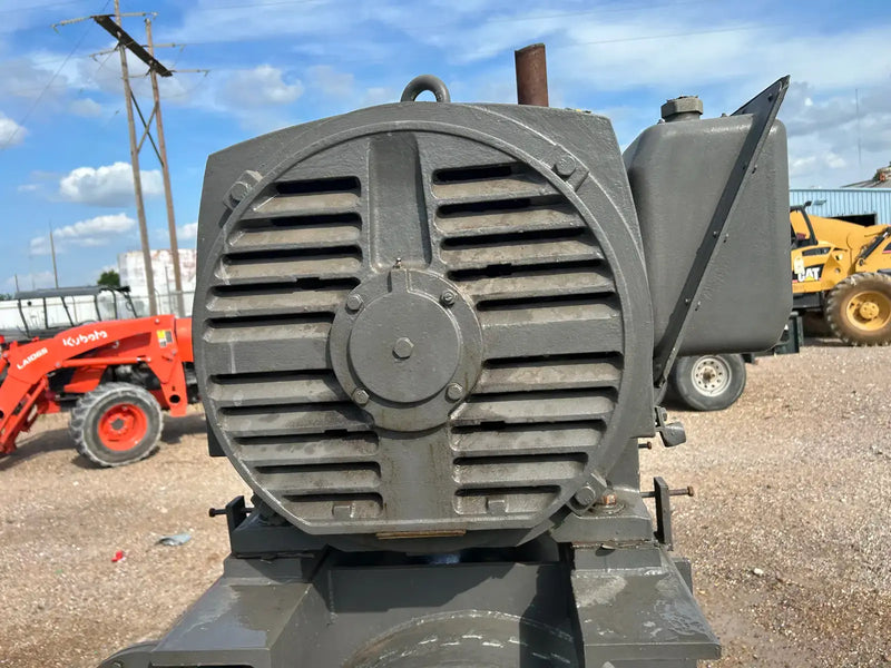 Paquete de compresor de tornillo rotativo FES 200SUD (Mycom 200SUD, 250 HP, 2300/4160 V)