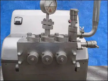 Cherry-Burrell Stellar Series Superhomo Homogenizer