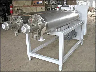 Intercambiador de calor de superficie raspada Cherry-Burrell Votator - 6 x 72