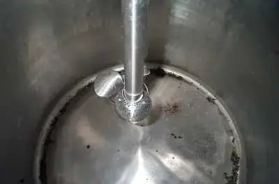 Procesador Chester-Jensen Co de acero inoxidable - 125 galones