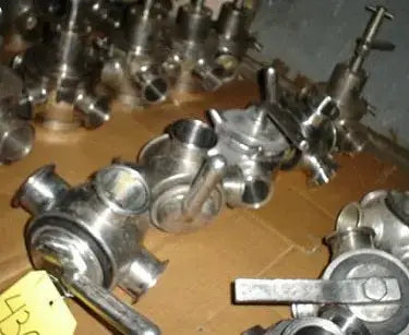 Clamp Type 3-Way Plug Valve 2 in.