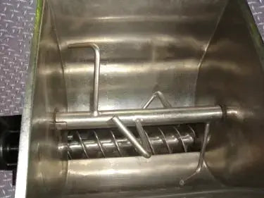 Alimentador de ingredientes para crepacos