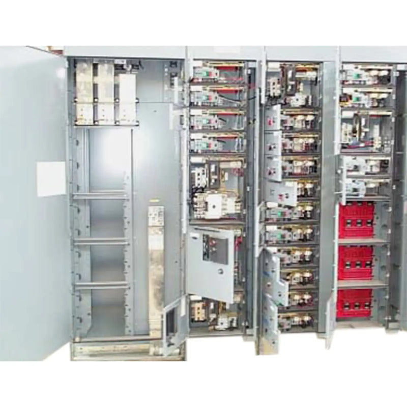 Centro de control de motores de 4 secciones Cutler-Hammer