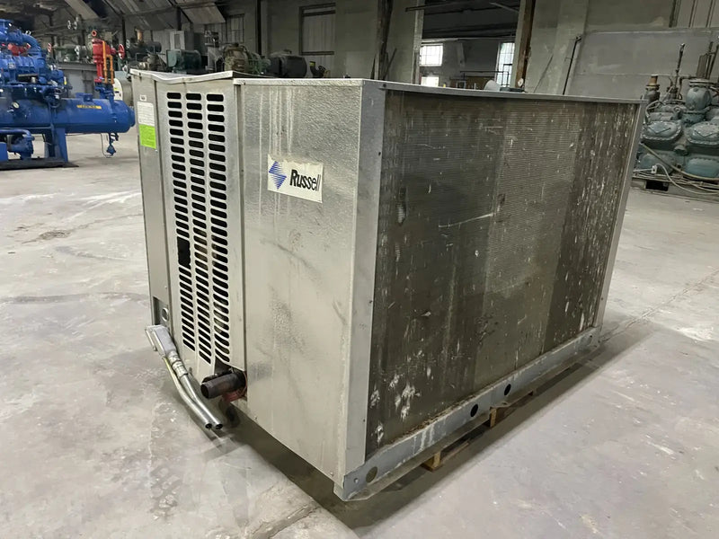 Russell DLD22L44-G Outdoor Low Temperature Air Cooled Condenser (22 Hp)