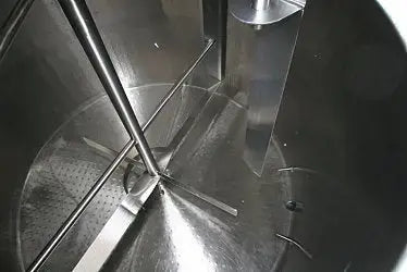 Tanque de proceso con camisa de vapor vertical de acero inoxidable DCI, 2000 galones