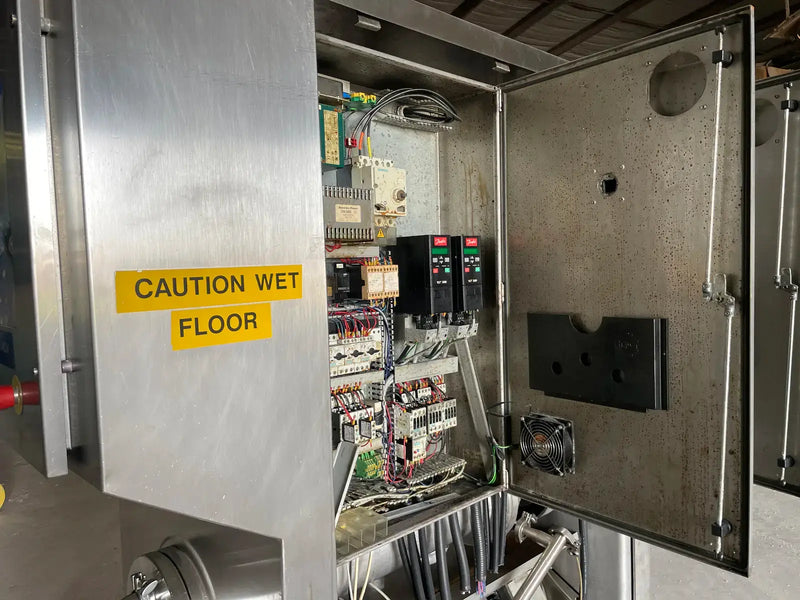 Congelador continuo Tetra Pak Hoyer KF 1000XC (9TR, (3) motores incluidos con panel de control)
