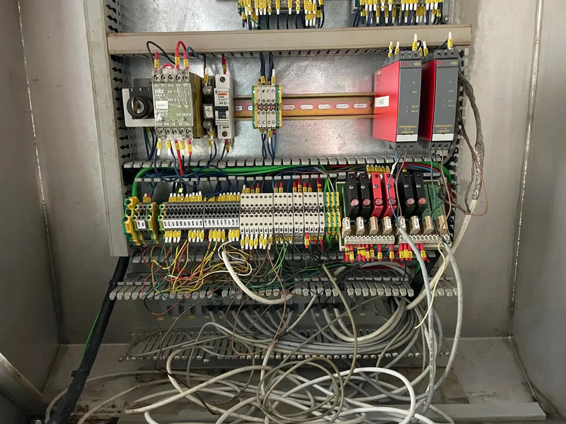 Congelador continuo Tetra Pak Hoyer KF 1000XC (9TR, (3) motores incluidos con panel de control)