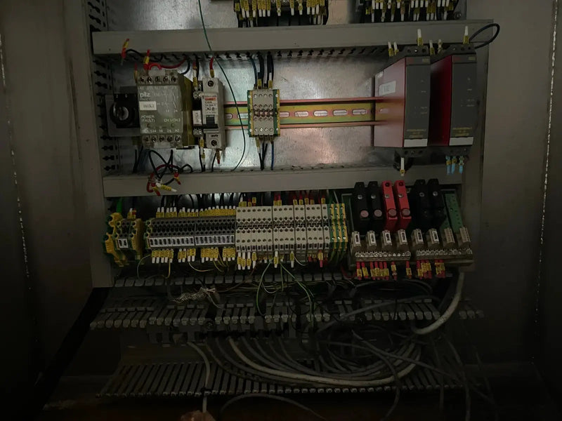 Congelador continuo Tetra Pak Hoyer KF 1000XC (9TR, (3) motores incluidos con panel de control)