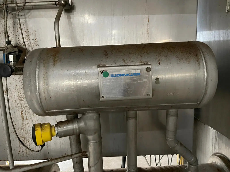 Congelador continuo Tetra Pak Hoyer KF 1000XC (9TR, (3) motores incluidos con panel de control)