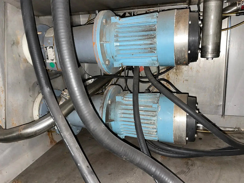 Congelador continuo Tetra Pak Hoyer KF 1000XC (9TR, (3) motores incluidos con panel de control)
