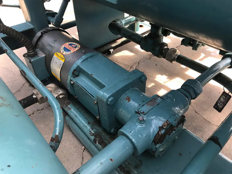 Frick RXB-39 Rotary Screw Compressor Package (Frick XJS120L, 100 HP 208-230/460 V, Frick Micro Control Panel)