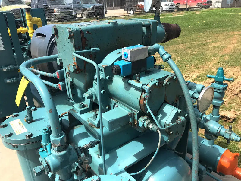 Frick RXB-39 Rotary Screw Compressor Package (Frick XJS120L, 100 HP 208-230/460 V, Frick Micro Control Panel)