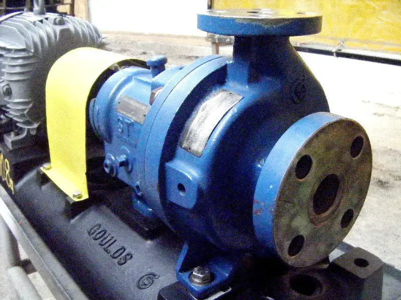 Bomba centrífuga Goulds 3196 (7,5 HP, 150 GPM máx.)