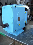 Bomba de desplazamiento positivo Waukesha Cherry-Burrell 220 (310 GPM máx.)