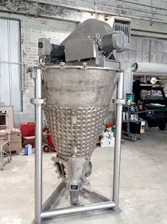 JH Day Jacketed Nauta Cone Bottom Mix Tank - 400 gallons