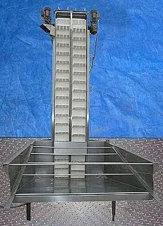 Dual Vertical Lift Conveyor With Hopper