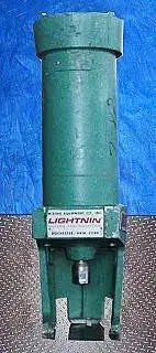 Lightnin 2LBS75YM Flange Mount Mixer
