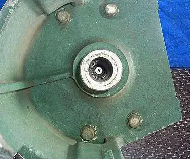 Lightnin 2LBS75YM Flange Mount Mixer